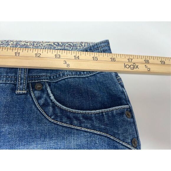 Billabong Denim Embroidered Mini Skirt Size 9 Low Rise - Picture 8 of 12